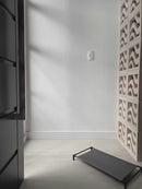 Sapateira com Cabideiro 4 Andares – Organize 12 Pares + Roupas e Acessórios em um Só Lugar